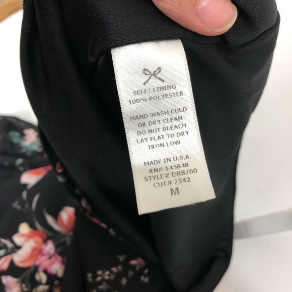 Everly Addison Floral Dress - Picture 6 of 6